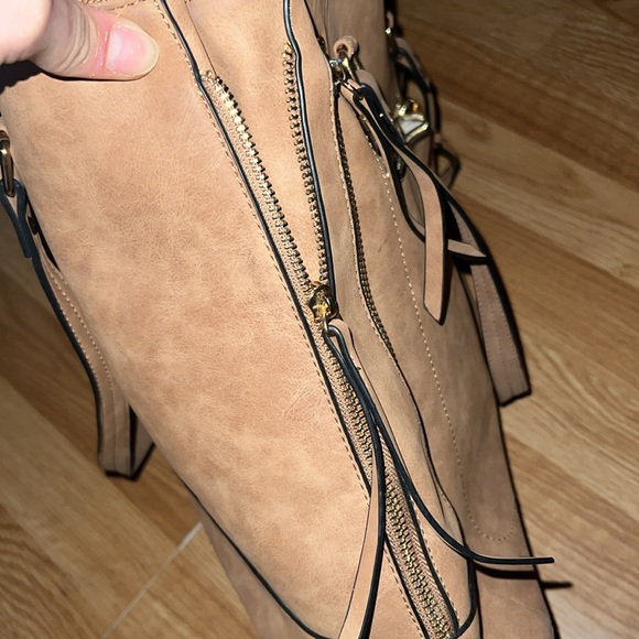 Purse never used in great condition - Picture 5 of 5